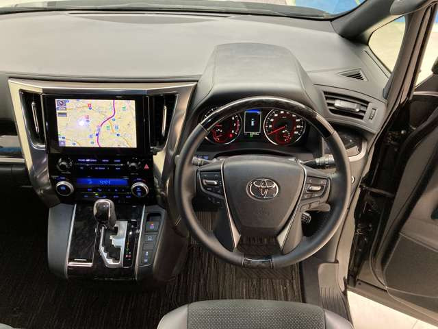 ヴェルファイア2.5 Z ゴールデンアイズ