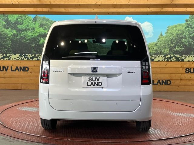 安心の最長10年・走行無制限保証(有償)をご用意。保証内容も充実はもちろん、無料点検&オイル交換や、年中無休の全国・24時間ロードサービスも付帯されておりますのでご安心下さい。