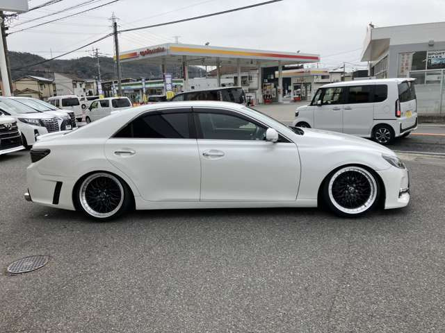 �C���ӏ��ɂ��܂��ẮA�EF�t�F���_�[�t�߂�����ɂ��y�x�̏C�����ƂȂ�܂��B�t���[�����̍��i�����ɂ͉e���͂Ȃ��A���s�Ɏx��̂���C���ł͂������܂���B