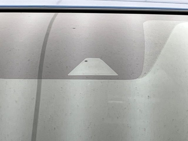 �y�C���e���W�F���g�G�}�[�W�F���V�[�u���[�L�z�t�����g�J�����őO���̎ԗ�����s�҂����m�B�Փ˂������Ȏ��͏Փ˔�Q�y���u���[�L���쓮�A�Փˉ�����T�|�[�g�B�����S�Ƀh���C�u�����y���݂��������܂��B