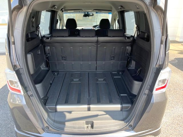 ���Q�b�W���[���́A��e�ʂ̃X�y�[�X���m�ہB���i�̂����������烌�W���[�܂ŁA���L�����􂵂Ă���܂�!�܂��A���A�V�[�g��|�����ƂŃo���G�[�V�����L���ɂ��g�����������܂��B