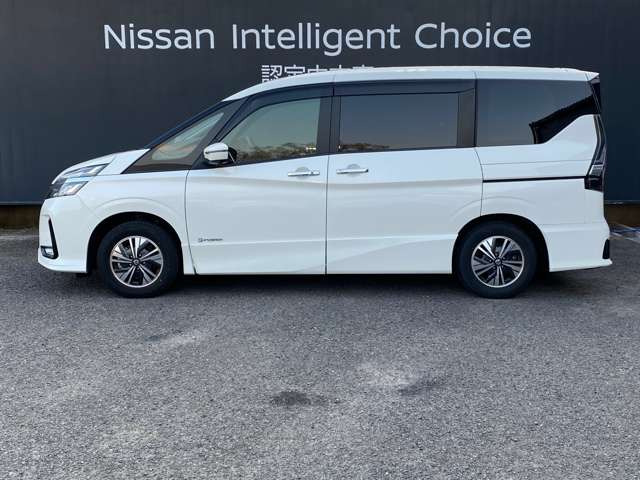 セレナ1.2 e-POWER ハイウェイスターV