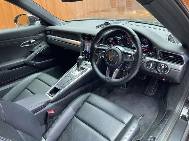 911カレラ4S 4WD