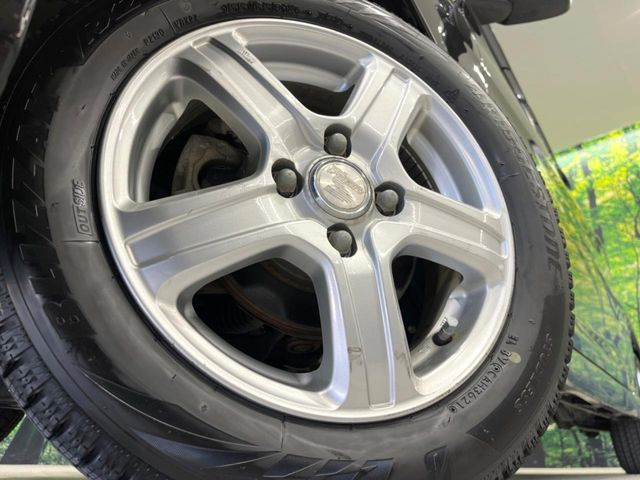 �y14�C���`�A���~�z�C�[���z�O�ςɃ}�b�`�����A���~�z�C�[���𑕒����Ă���܂��B�e��A���~�z�C�[����A�X�^�b�h���X�^�C�����戵�����Ă���܂��B���񂲑��k����������