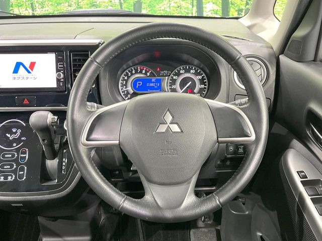 �y�����v�����X�e�A�����O�z�㎿�Ȋv���g�p���邱�ƂŁA��ɂ����������݂ƂĂ��^�]���₷���n���h���ł���