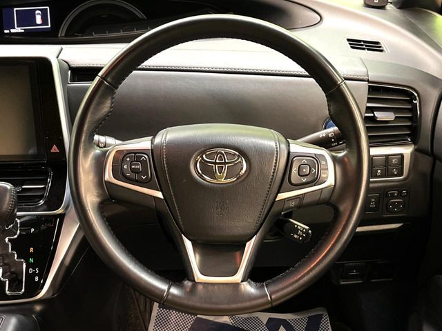 �y�����v�����X�e�A�����O�z�㎿�Ȋv���g�p���邱�ƂŁA��ɂ����������݂ƂĂ��^�]���₷���n���h���ł���