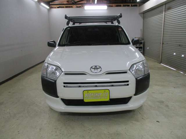 プロボックスバン1.5 DX コンフォート 4WD