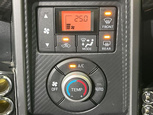 �y�I�[�g�G�A�R���z��x���D�݂̉��x�ɐݒ肷��΁A�ԓ��̉��x�����m�����ʂ≷�x�������Œ����B����&hellip;����&hellip;�Ɖ��x���X�C�b�`���������K�v�͂���܂���B���K�Ȏԓ���Ԃɂ͕K�{�̋@�\�ł��ˁ�