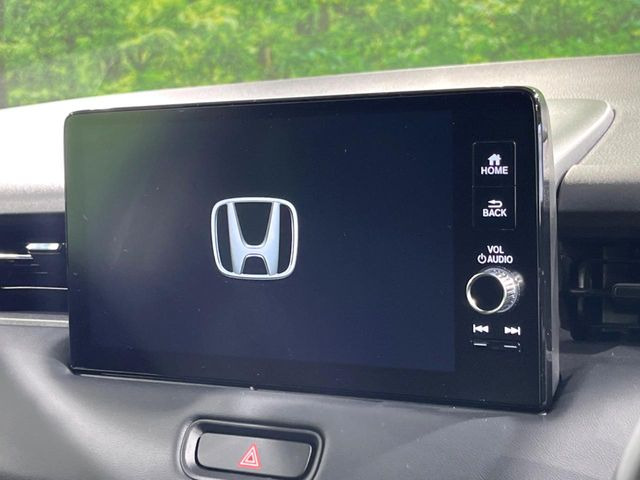 �y�����i�r�z�l�C�̏����i�r�𑕔����Ă���܂��B�i�r�̎g���₷���͂������A�I�[�f�B�I�@�\���[��!�L�����v�◷�s�͂������A�ʋ΂┃�����ȂǕ��i�̃h���C�u���y�����Ȃ�͂���