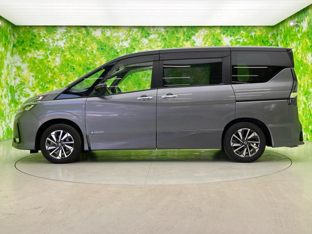 セレナ1.2 e-POWER ハイウェイスターG