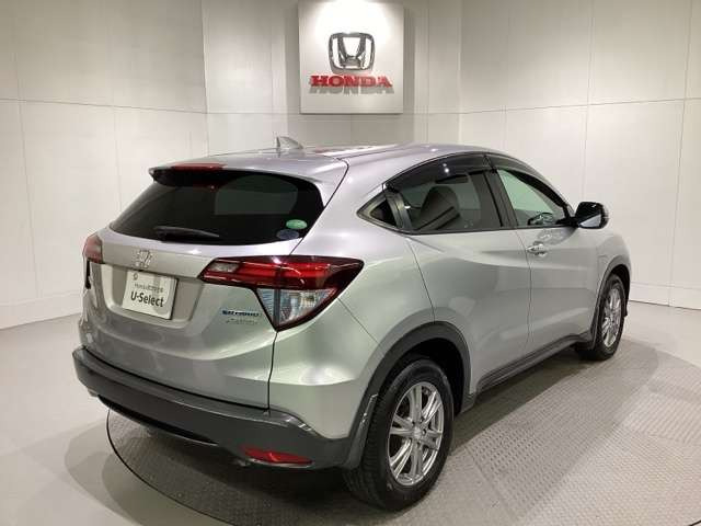 ヴェゼル1.5 ハイブリッド X 4WD