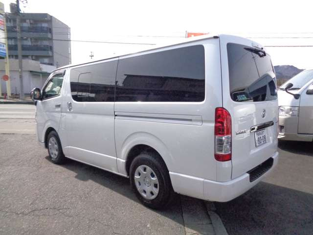 ハイエースバン