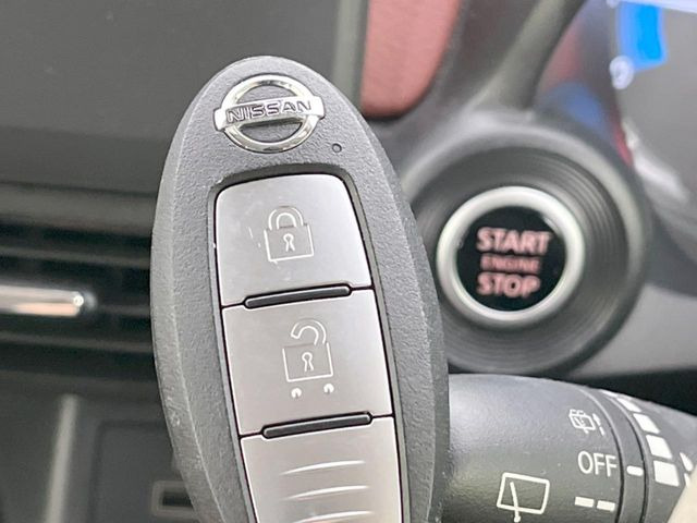 �y�C���e���W�F���g�L�[�z�J�o����|�P�b�g�ɓ��ꂽ�܂܂ł��h�A�̎{���E�������\�ȃX�}�[�g�L�[�𑕔��B�G���W���̃I���E�I�t�����J�M�����o���K�v����������Ƃ��Ă��֗��ł���