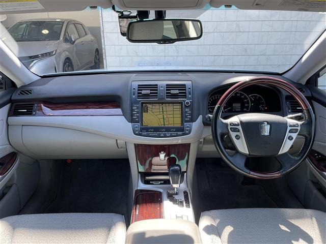 クラウン3.0 ロイヤルサルーン