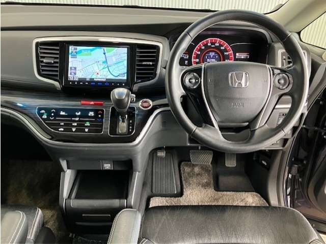 オデッセイ2.4 アブソルート