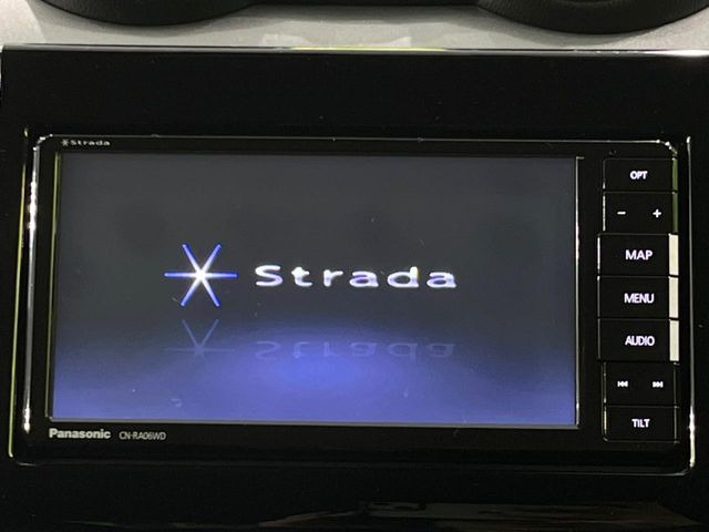 �y�i�r�Q�[�V�����z�g���₷���i�r�ŖړI�n�܂ł�������ē����Ă���܂��B�e��I�[�f�B�I�Đ��@�\���[�����Ă���A���Ԃ̉^�]������Ɋy�����Ȃ�܂�!!