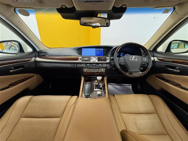 LS600h バージョンC Iパッケージ 4WD