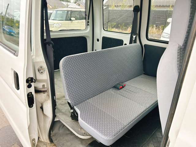 ���Ђł͌��I�������Ԃ𖈌���ʂɎd������s�Ȃ��A�����߂₷�����i�ł��񋟂��Ă���܂���