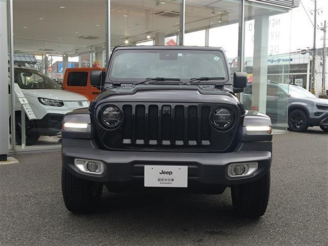 ラングラーアンリミテッド サハラ 4WD