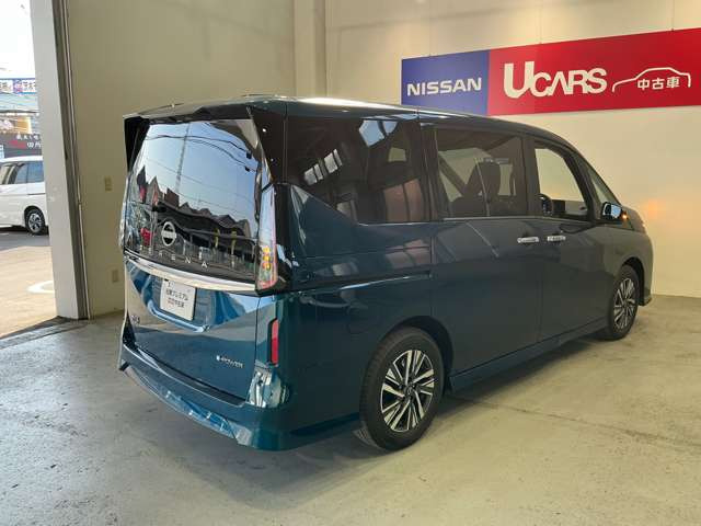 セレナ1.4 e-POWER ハイウェイスターV