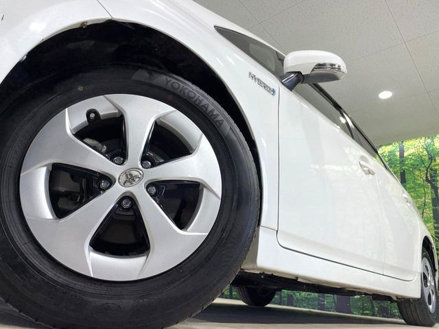 �y����15�C���`�A���~�z�C�[���z�O�ςɃ}�b�`���������A���~�z�C�[���𑕒����Ă���܂��B�e��ЊO�A���~�z�C�[����A�X�^�b�h���X�^�C�����戵�����Ă���܂��B���񂲑��k����������