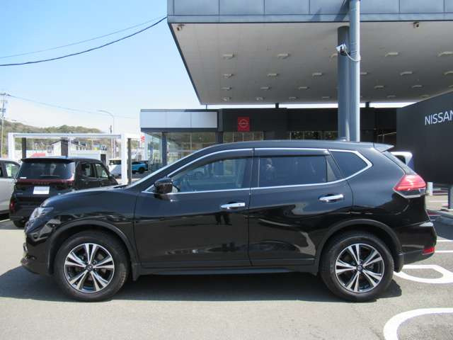 エクストレイル2.0 20Xi 4WD