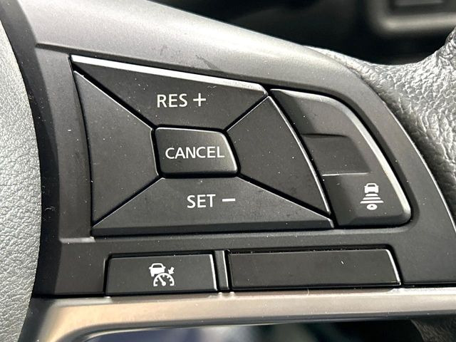 【インテリジェントクルーズコントロール】高速道路での長距離走行が楽に!自動で速度を保つクルーズコントロールが、衝突軽減システムと連携し、前方の車両を感知して車間を保つように速度調節してくれます!!