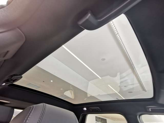 ディスカバリースポーツダイナミック HSE 1.5L P300e 4WD