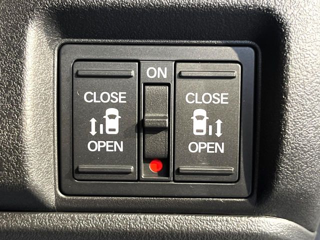 �y�����p���[�X���C�h�h�A�z�X�}�[�g�L�[��^�]�Ȃ̃X�C�b�`�Ō�ȗ����X���C�h�h�A�̊J���\���d��������͂����ăh�A���J����K�v�������A�����Ȃ��q�l�ł��ȒP�ɊJ���߂ł����K�ł���