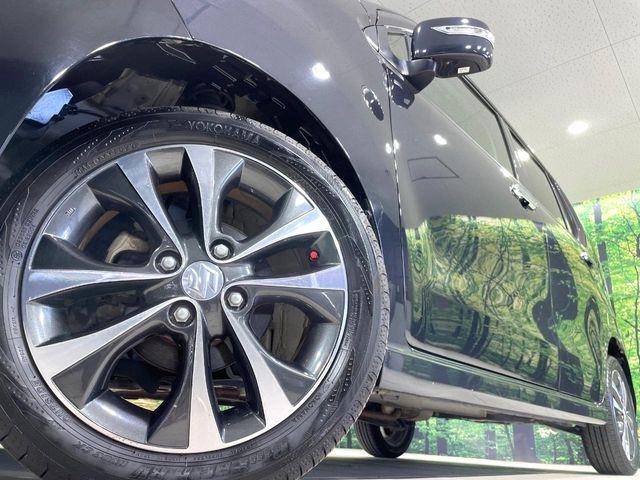 �y����15�C���`�A���~�z�C�[���z�O�ςɃ}�b�`���������A���~�z�C�[���𑕒����Ă���܂��B�e��ЊO�A���~�z�C�[����A�X�^�b�h���X�^�C�����戵�����Ă���܂��B���񂲑��k����������