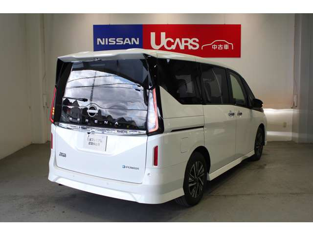 セレナ1.4 e-POWER ハイウェイスターV