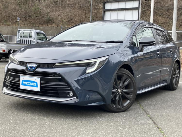 カローラツーリング1.8 ハイブリッド W×B