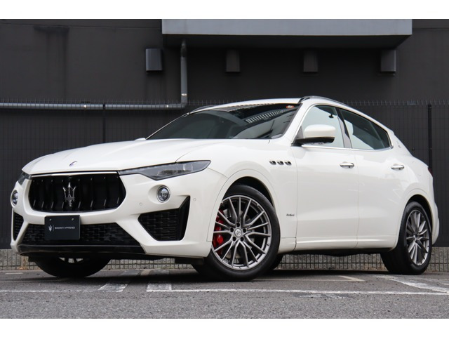 レヴァンテグランスポーツ 4WD