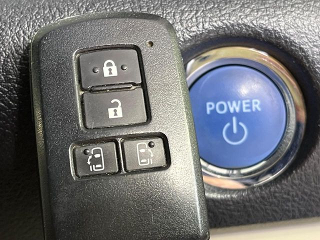 �y�X�}�[�g�L�[�z�J�o����|�P�b�g�ɓ��ꂽ�܂܂ł��h�A�̎{���E�������\�ȃX�}�[�g�L�[�𑕔��B�G���W���̃I���E�I�t�����J�M�����o���K�v����������Ƃ��Ă��֗��ł���