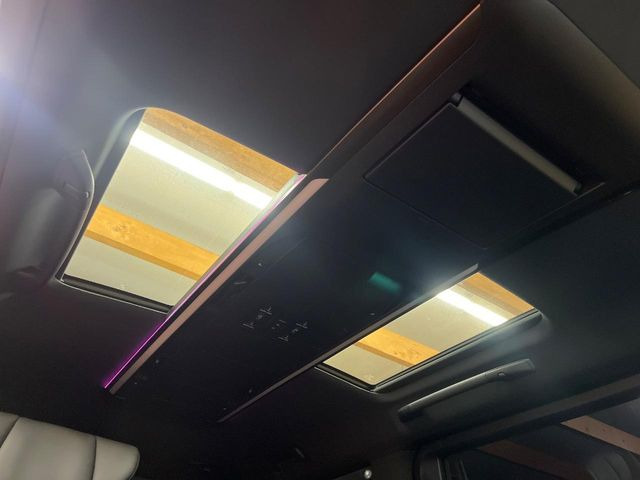 �y���E�Ɨ����[�����[�t�z2��ڍ��E�Ȃɂ��ꂼ��z�u���ꂽ�K���X���[�t!�������ɍ��킹�ĕБ������V�F�[�h��߂邱�Ƃ��\�ł�!