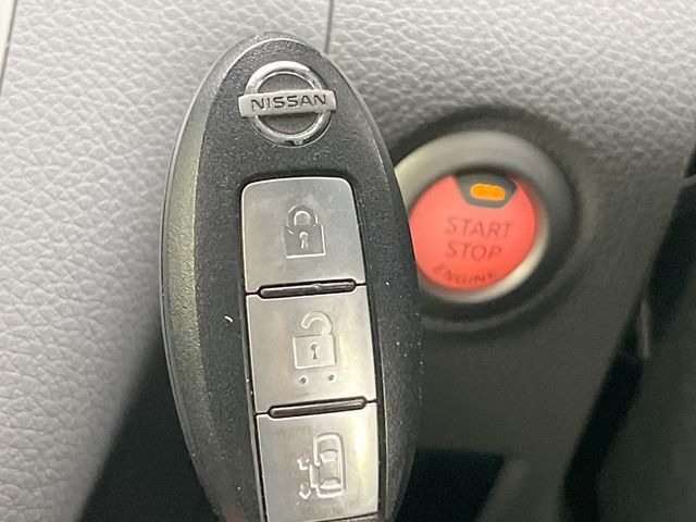 �y�C���e���W�F���g�L�[�z�J�o����|�P�b�g�ɓ��ꂽ�܂܂ł��h�A�̎{���E�������\�ȃX�}�[�g�L�[�𑕔��B�G���W���̃I���E�I�t�����J�M�����o���K�v����������Ƃ��Ă��֗��ł���