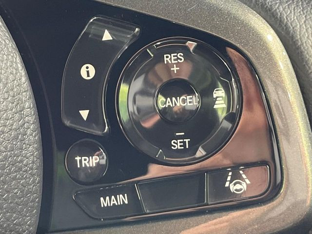 �y�A�_�v�e�B�u�N���[�Y�R���g���[���z�������H�ł̒��������s���y��!!�����ő��x��ۂN���[�Y�R���g���[�����A�Փˌy���V�X�e���ƘA�g���A�O���̎ԗ������m���ĎԊԂ�ۂ悤�ɑ��x���߂��Ă���܂�!!