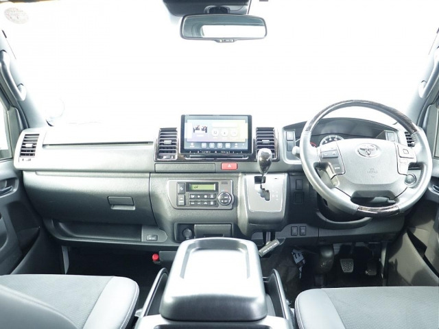 ハイエースバン2.8 スーパーGL ダークプライムII ロング ディーゼル 4WD