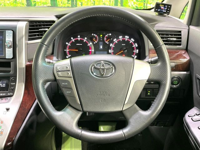 �y�����v�����X�e�A�����O�z�㎿�Ȋv���g�p���邱�ƂŁA��ɂ����������݂ƂĂ��^�]���₷���n���h���ł���