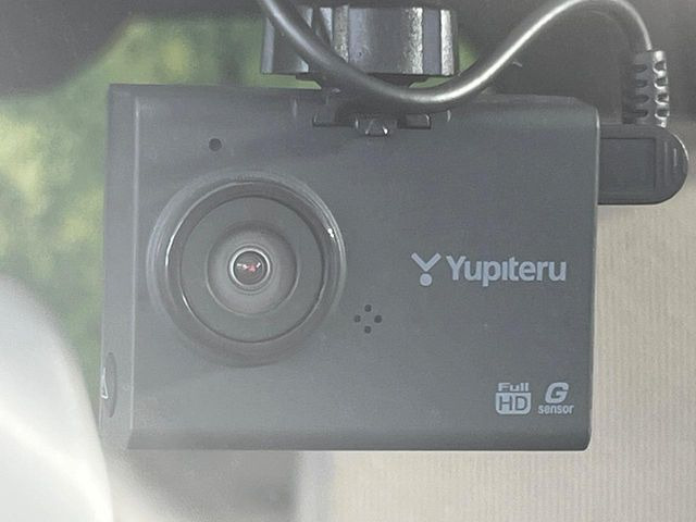 �y�h���C�u���R�[�_�[�z�h���C�u���R�[�_�[����!���s���͂������A������^�]�⎖�̂ɑ��������ہA�f���ŋL�^���A����̃��X�N�ɔ����܂��B���L�^�pSD�J�[�h�͂��q�l�����g�ł��������������K�v������܂��B