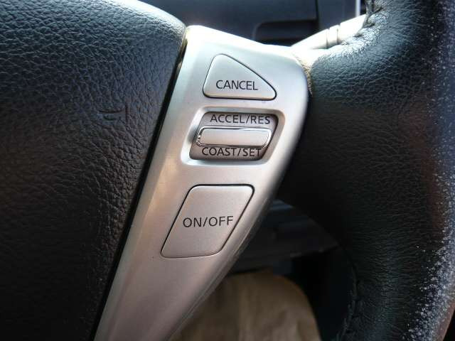 セレナ2.0 ハイウェイスター S-HYBRID