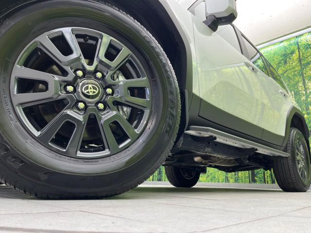 �y����18�C���`�A���~�z�C�[���z�O�ςɃ}�b�`���������A���~�z�C�[���𑕒����Ă���܂��B�e��ЊO�A���~�z�C�[����A�X�^�b�h���X�^�C�����戵�����Ă���܂��B���񂲑��k����������