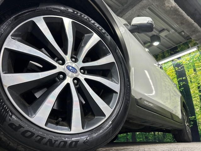 �y����17�C���`�A���~�z�C�[���z�O�ςɃ}�b�`���������A���~�z�C�[���𑕒����Ă���܂��B�e��ЊO�A���~�z�C�[����A�X�^�b�h���X�^�C�����戵�����Ă���܂��B���񂲑��k����������