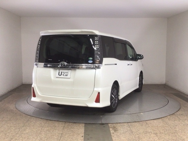 ヴォクシー2.0 ZS 煌