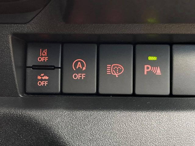 �y�X�Y�L �Z�[�t�e�B�T�|�[�g�z���s���ɑO���̎ԗ�����F�����A�Փ˂������Ȏ��͌x��ƃu���[�L�ŏՓˉ���Ɣ�Q�y�����A�V�X�g�B�����S�Ƀh���C�u�����y���݂��������܂��B