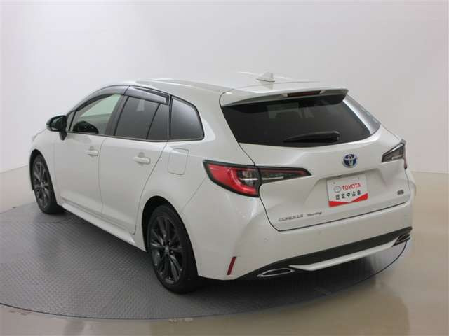 カローラツーリング1.8 ハイブリッド W×B E-Four 4WD