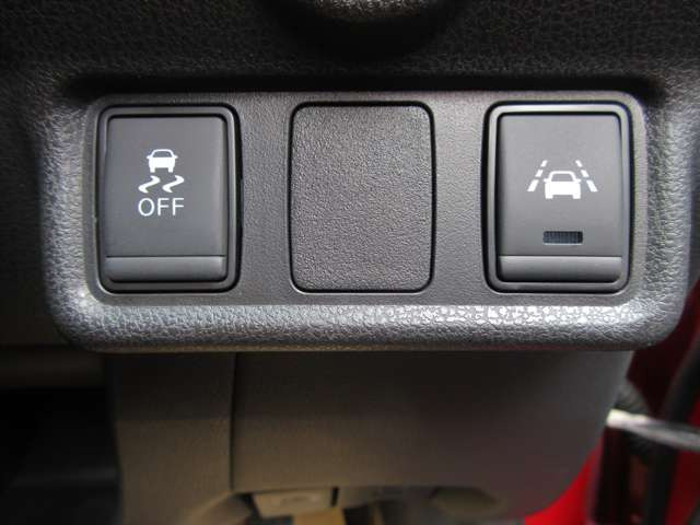 ノート1.2 e-POWER メダリスト ブラックアロー