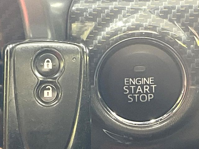 �y�L�[�t���[�V�X�e���z�J�o����|�P�b�g�ɓ��ꂽ�܂܂ł��h�A�̎{���E�������\�ȃX�}�[�g�L�[�𑕔��B�G���W���̃I���E�I�t�����J�M�����o���K�v����������Ƃ��Ă��֗��ł���