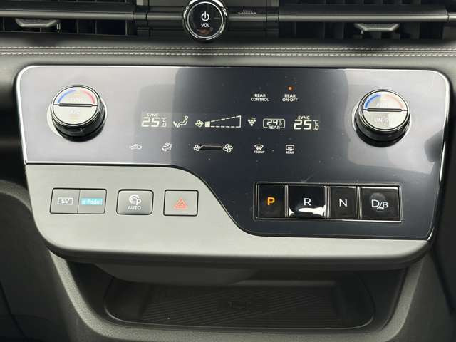 セレナ1.4 e-POWER ハイウェイスターV