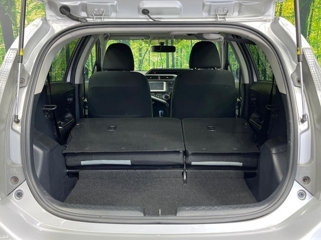 ���i�̂���������ʋ΁A���}���ɏ\���ȉ׎��X�y�[�X���m�ۂ��Ă���܂��B�Z�J���h�V�[�g��|���ƁA�傫�ȉו��̐ύڂ��\�ł���